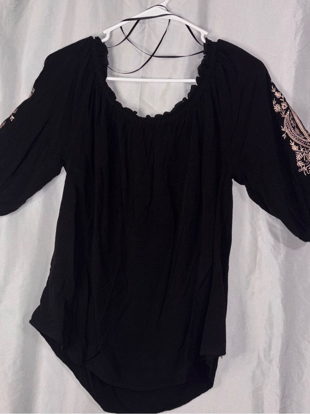 Signature Studio Tunic with Cream Embroidery - Picture 6 of 8
